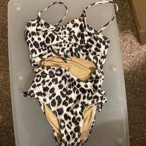 Old Navy Swimsuit, Size 8